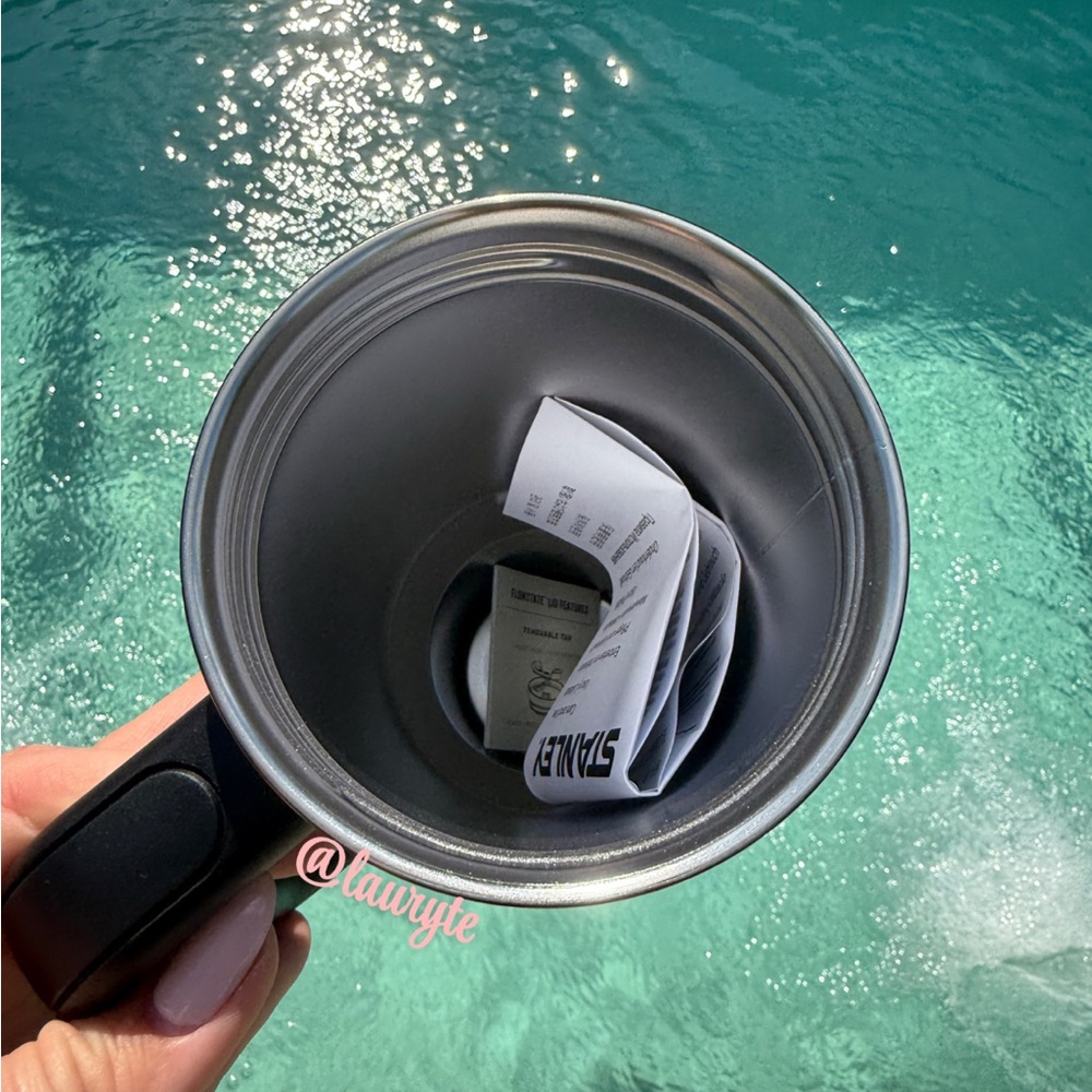 Stanley ๐ Halloween Icon Deadly Damask Quencher H2.0 Flowstate Stainless Tumbler - Picture 12 of 14